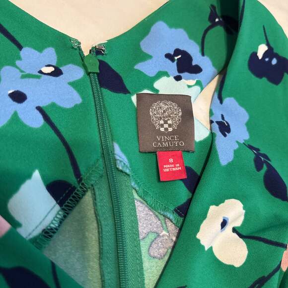 Vince Camuto - Picture 4 of 7